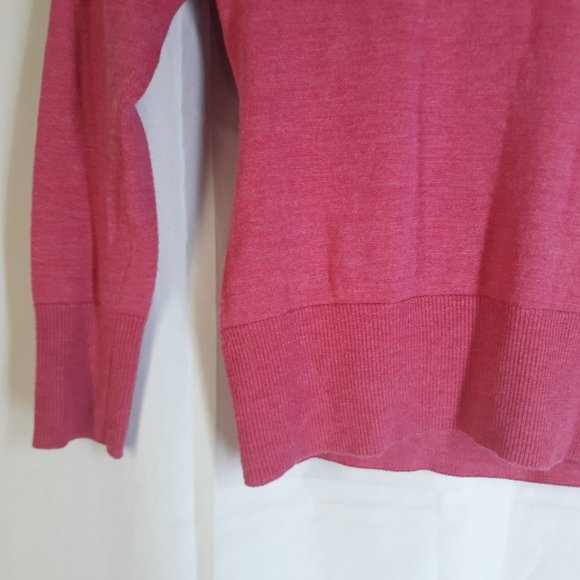 Victor Alfaro 100% wool ladies V neck sweater sz S - Picture 3 of 6